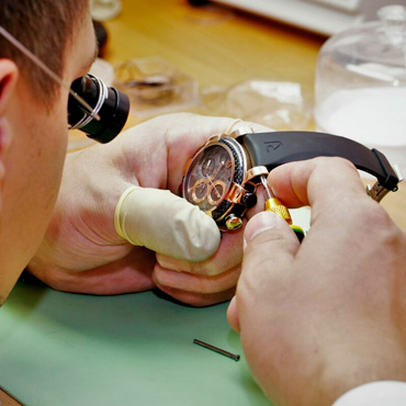 Ремонт часов и замена батареек